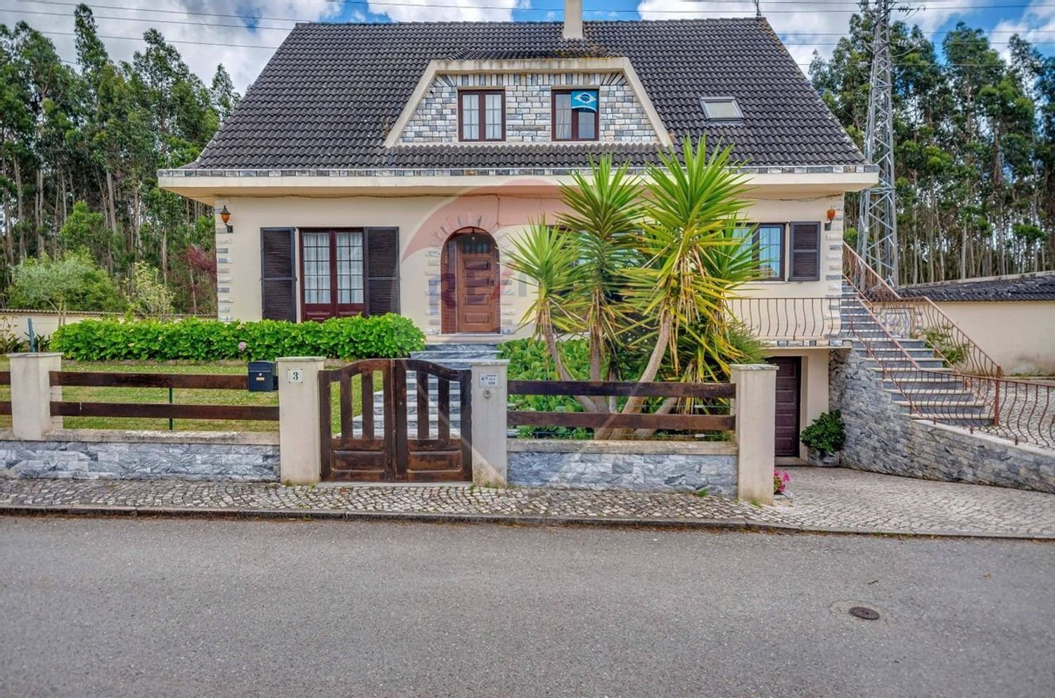 Дом с 5 спальнями в Калдаш да Раинья, Португалия № 174595