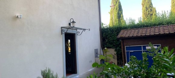 3 bedrooms House in Campi Bisenzio, Italy No. 283756 5