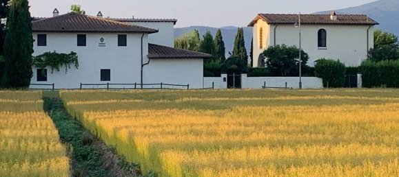 3 bedrooms House in Campi Bisenzio, Italy No. 283756 4