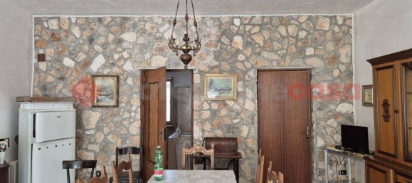 3 Schlafzimmer Haus in Monopoli, Italy, Nr. 353247 11