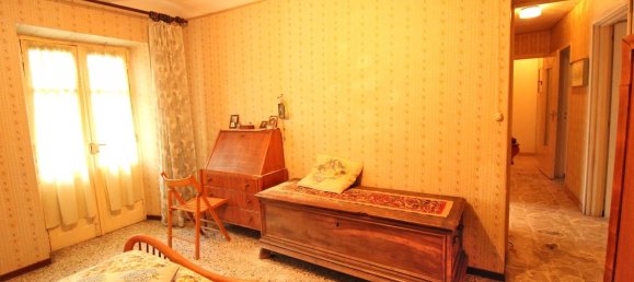 5-salle Appartement à Monteu Roero, Italy No. 82856 25