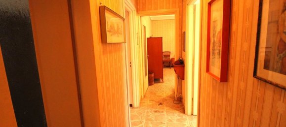 5-salle Appartement à Monteu Roero, Italy No. 82856 17