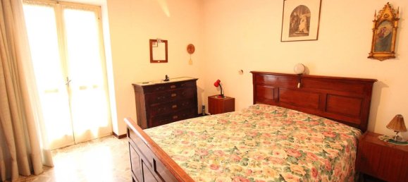 5-salle Appartement à Monteu Roero, Italy No. 82856 20
