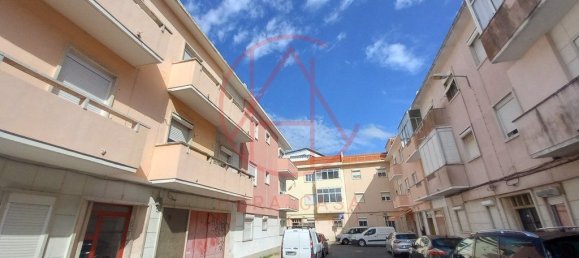 2 bedrooms Apartment in Amadora, Portugal No. 83784 28