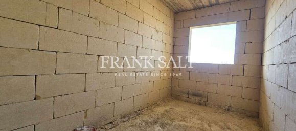 3 chambres Appartement à Victoria, Malta No. 784 12