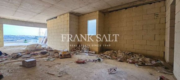 3 chambres Appartement à Victoria, Malta No. 784 4