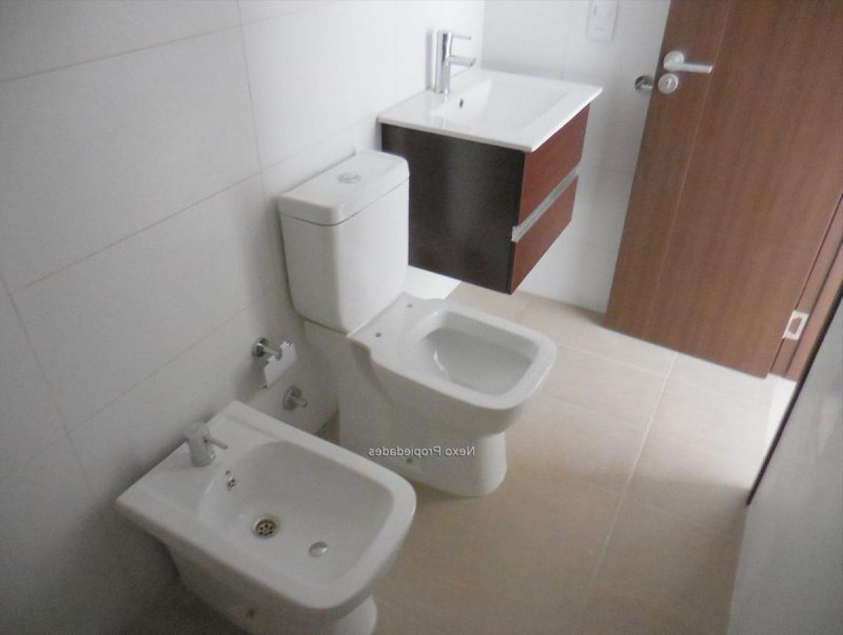 2 bedrooms Apartment in Montevideo, Uruguay No. 9084