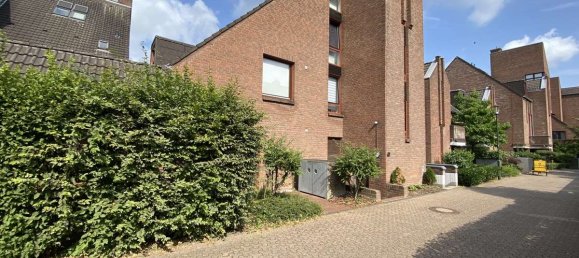 Studio in Dusseldorf, Germany No. 15292 3