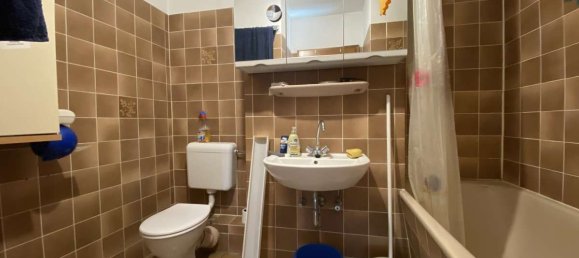 Studio in Dusseldorf, Germany No. 15292 8