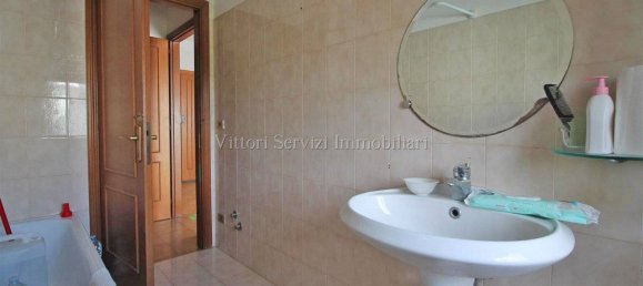 2 Schlafzimmer Wohnung in Chiusi, Italy, Nr. 328775 9