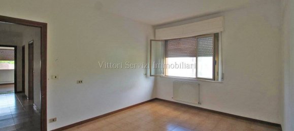 2 Schlafzimmer Wohnung in Chiusi, Italy, Nr. 328775 5