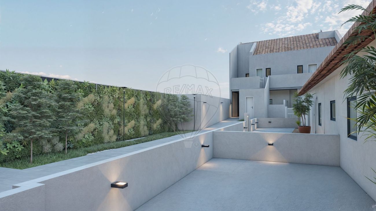 2 bedrooms House in Moita, Portugal No. 172508