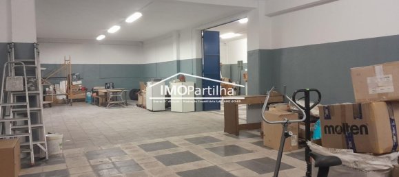 مستودع في Loures, Portugal 1100متر مربع رقم 97636 4