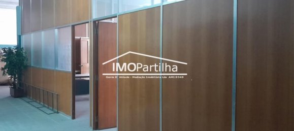 مستودع في Loures, Portugal 1100متر مربع رقم 97636 8