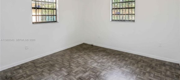 2 Schlafzimmer Villa in Miami, USA, Nr. 615260 16