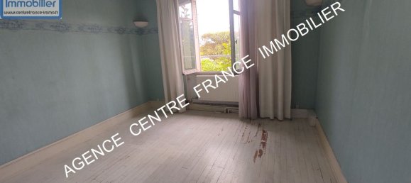 4 bedrooms House in Bourges, France No. 238187 5