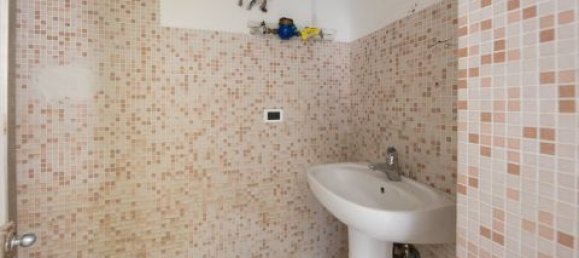 1 room Office in Chiavari, Italy No. 324954 18