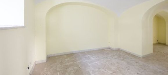 1 room Office in Chiavari, Italy No. 324954 12