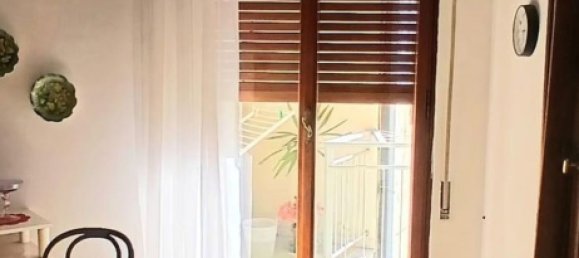 5 rooms Apartment in Carrara, Italy No. 261563 27