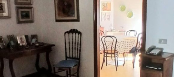 5 rooms Apartment in Carrara, Italy No. 261563 20