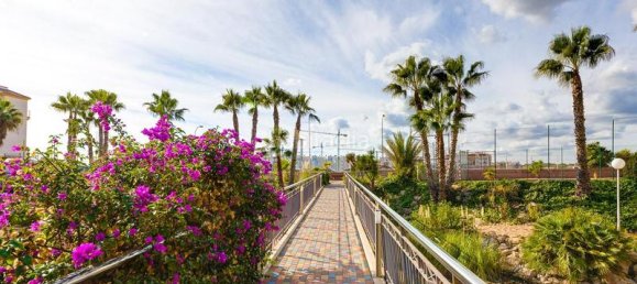 Apartamento T2 em Alicante, Spain N.º 177029 35