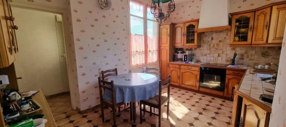 4 bedrooms House in Gy-les-Nonains, France No. 75990 4