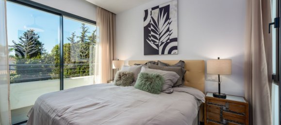 4 bedrooms Villa in Marbella, Spain No. 121167 27