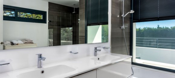 4 bedrooms Villa in Marbella, Spain No. 121167 28