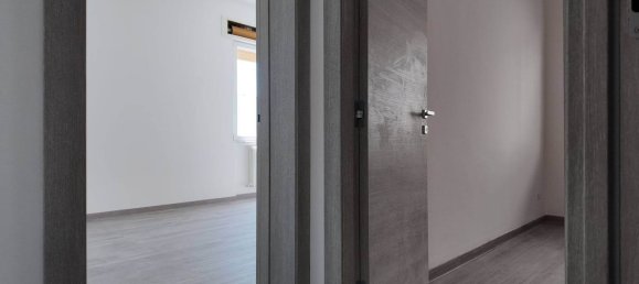 Квартира с 3 спальнями в Санта Мария Нуова, Италия № 333581 12