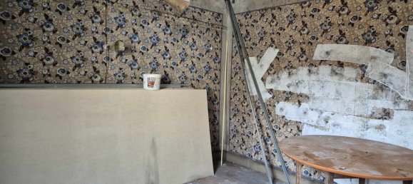 Moradia em banda T2 em Bonny-sur-Loire, France N.º 220831 11