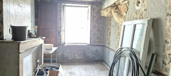 Moradia em banda T2 em Bonny-sur-Loire, France N.º 220831 10