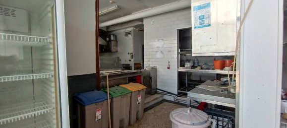 384m² Commercial property in Oeiras, Portugal No. 112519 17