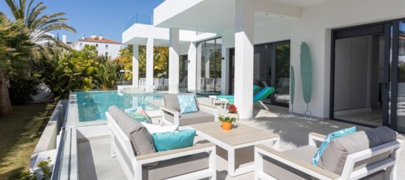 Вилла с 5 спальнями в Марбелья, Испания № 22230 32