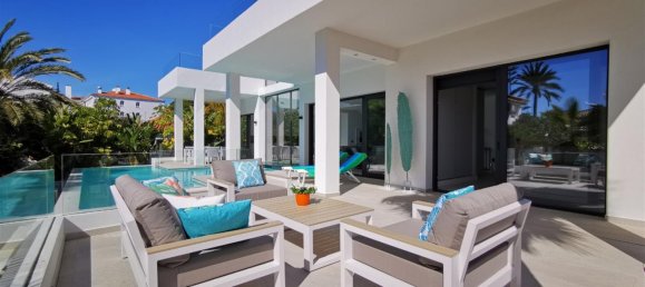 Вилла с 5 спальнями в Марбелья, Испания № 22230 33