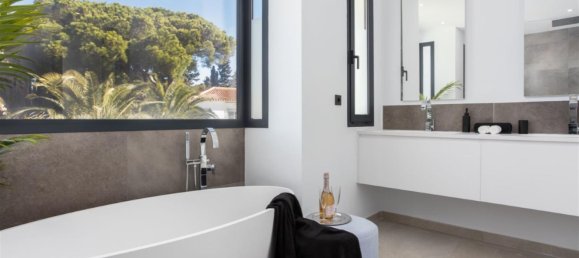 Вилла с 5 спальнями в Марбелья, Испания № 22230 15