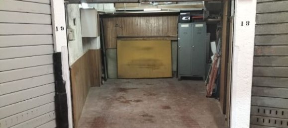 1 room Garage in Rome, Italy No. 153564 9