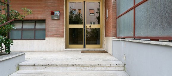 3 rooms Apartment in Rome, Italy No. 46847 23