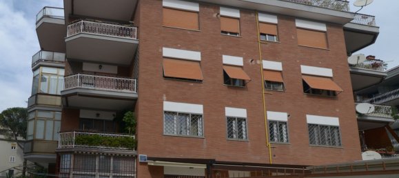 3 rooms Apartment in Rome, Italy No. 46847 28