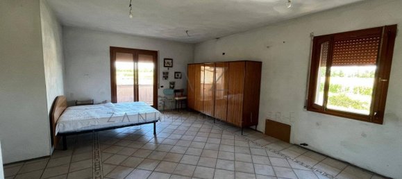 5 chambres Maison à Castelfranco Veneto, Italy No. 278342 10