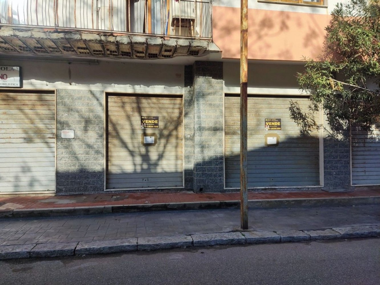 2-salle Propriété commerciale à Ardore, Italy No. 136459