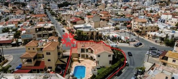 4 Schlafzimmer Gewerbliche Immobilie in Limassol, Cyprus, Nr. 21459 2