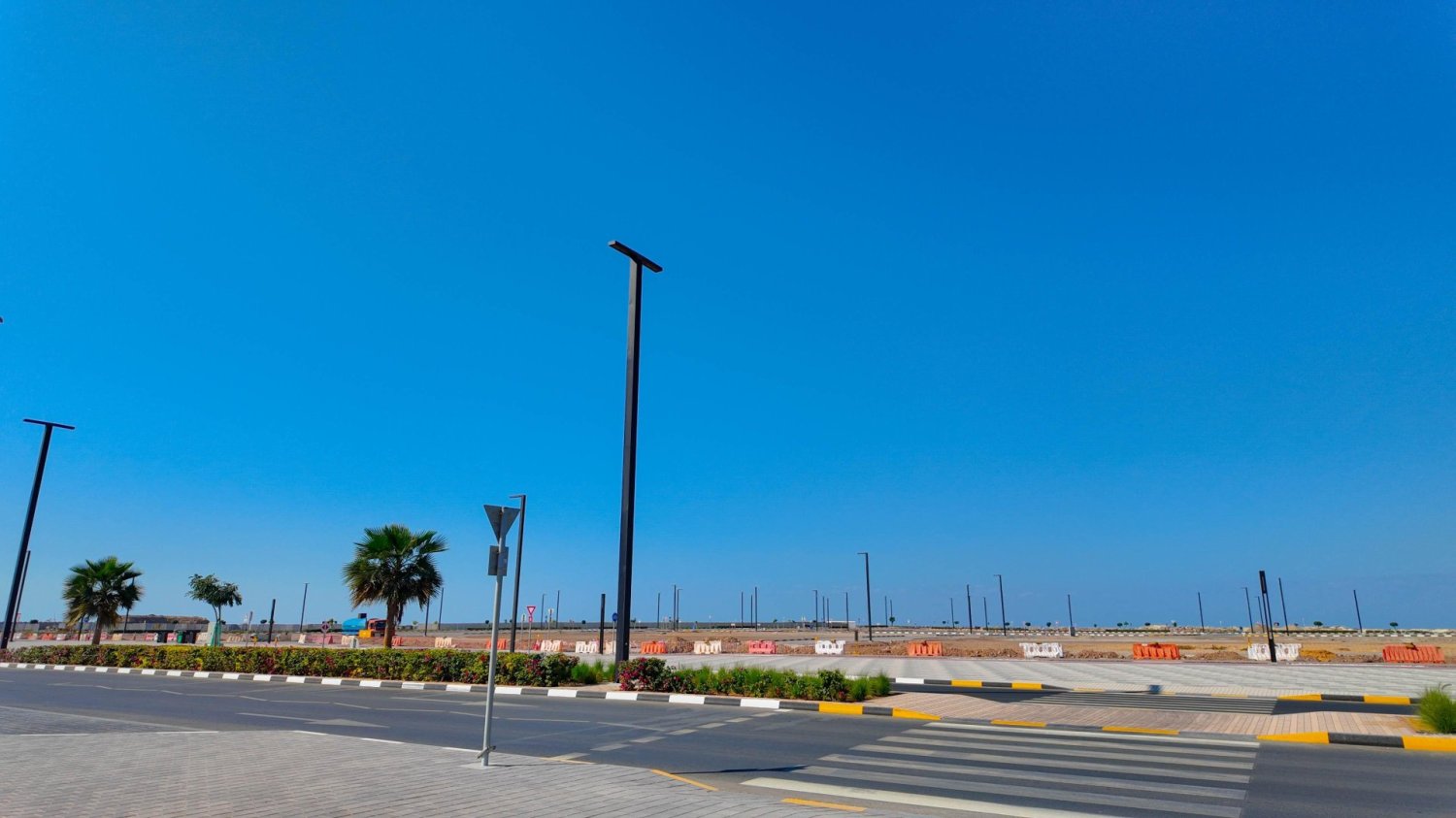 Terreno en Al Mairid, UAE 450 m² No. 106904