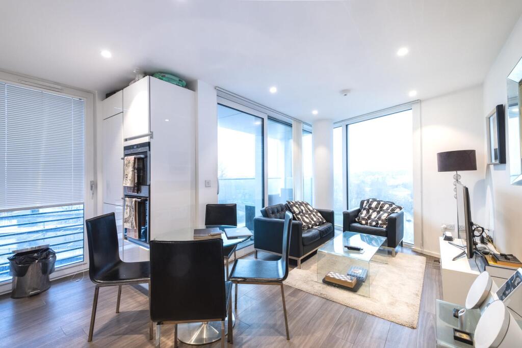 1 bedroom Apartment in London, United Kingdom No. 9656