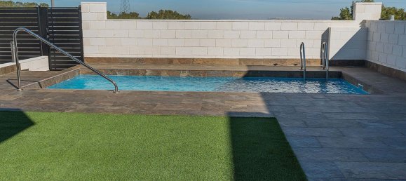 Villa de 3 dormitorios en Orihuela, Spain No. 6353 2