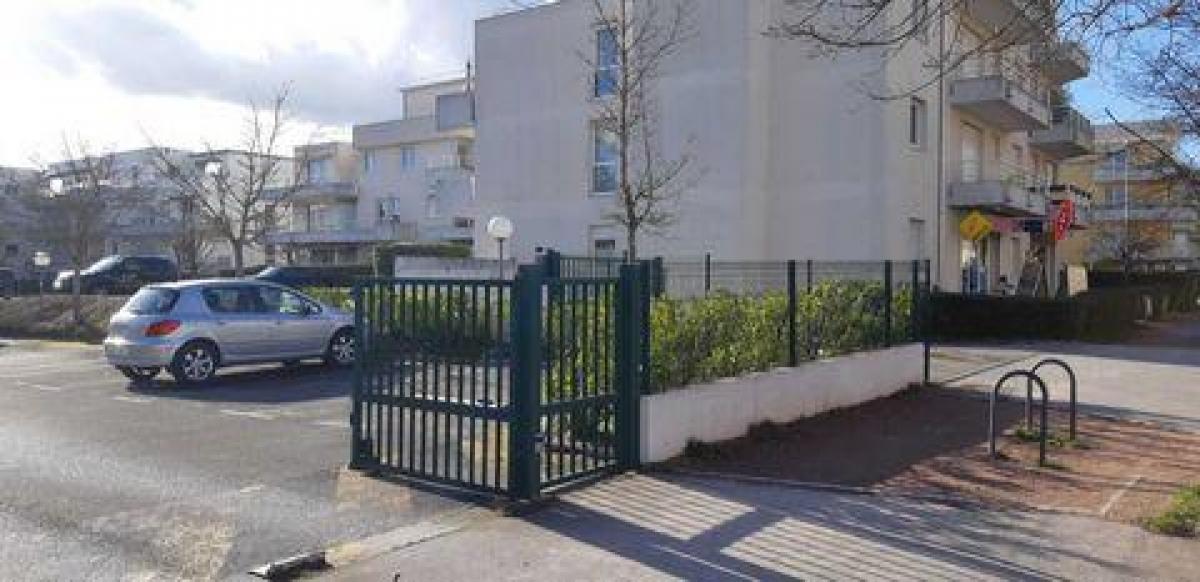  Shop in Dijon, France No. 17312