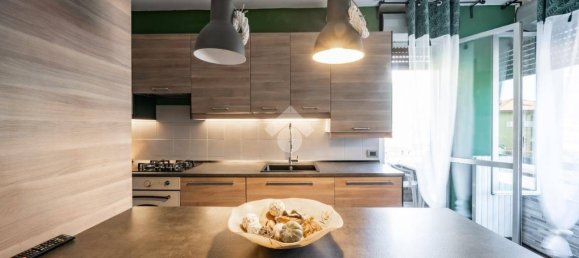 2 Schlafzimmer Wohnung in Pescate, Italy, Nr. 287497 8