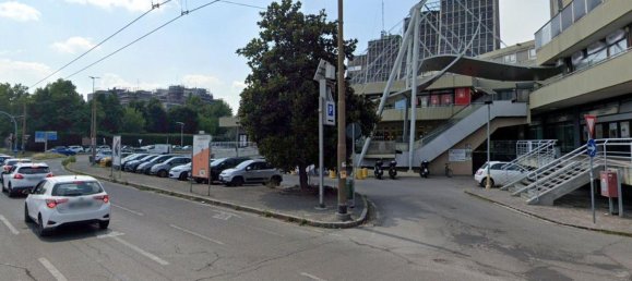 2286m² Commercial property in Modena, Italy No. 372513 4