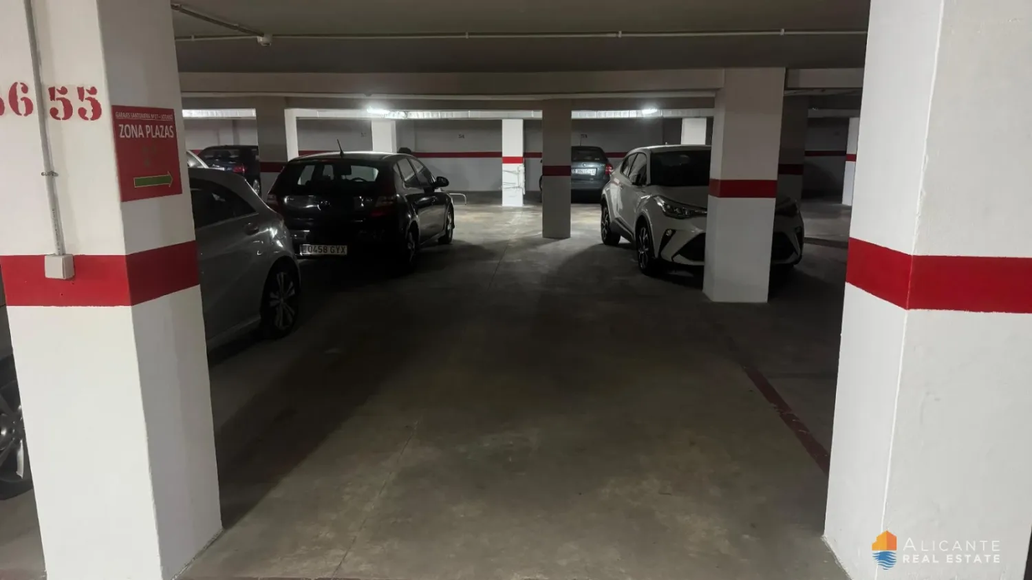 22m² Garage in Torrevieja, Spain No. 169077
