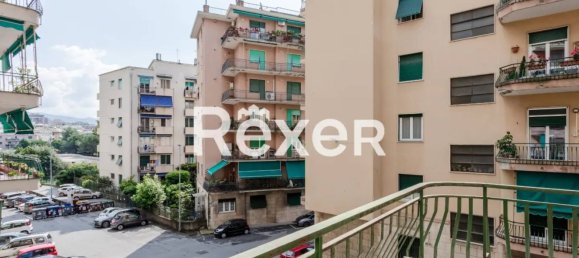 3 rooms Apartment in Genoa, Italy No. 171965 18