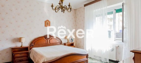 3 rooms Apartment in Genoa, Italy No. 171965 9